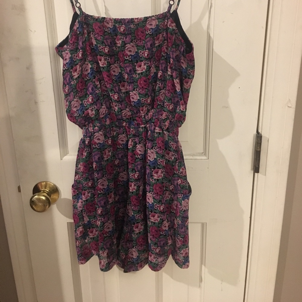 Floral romper - Picture 4 of 4